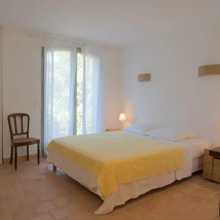 Les Bastides D'aiguebonne Villa